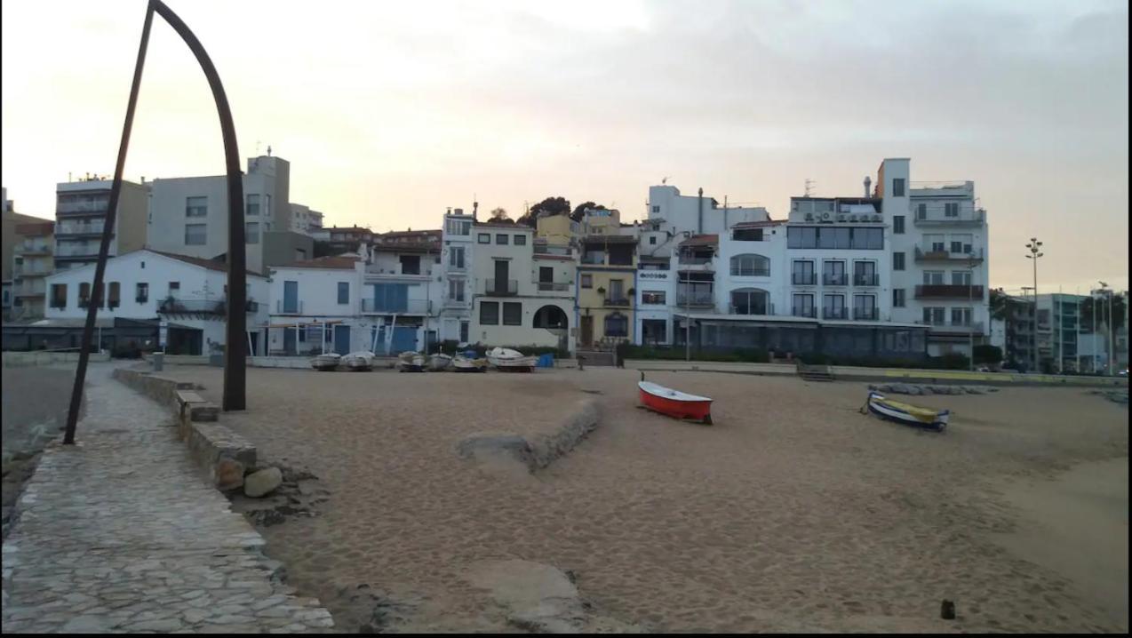 Apartamento Primera Linea De Mar Enjoy The View Blanes Luaran gambar